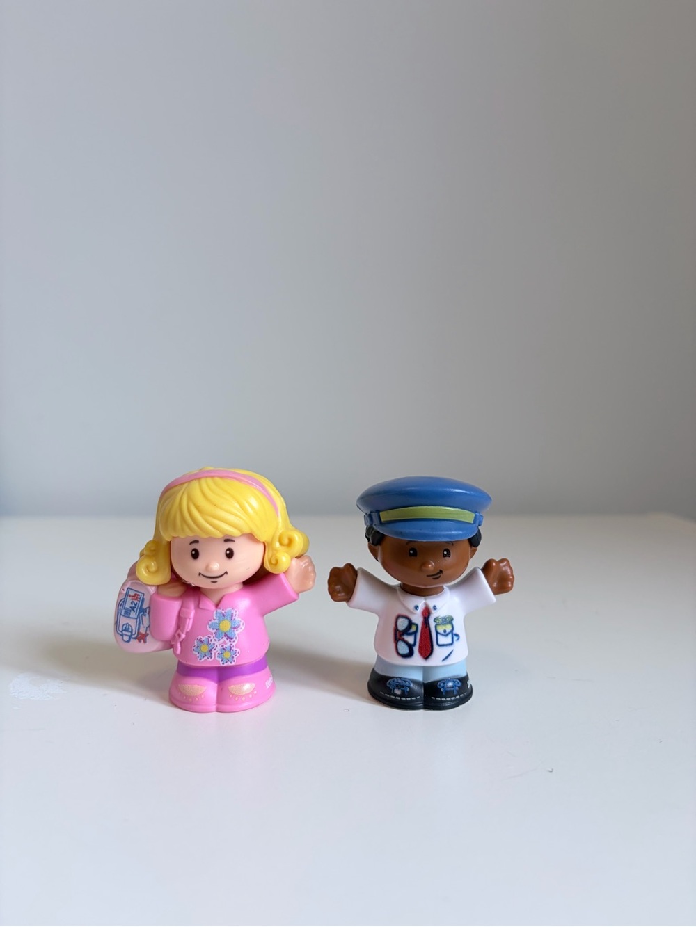 (5/$25) Fisher Price Little People Figures